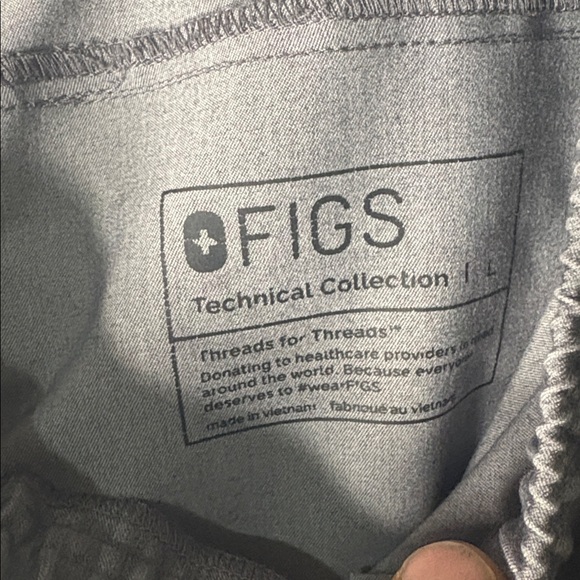 Men’s Figs scrub set gray green string size Large technical collection - Picture 11 of 12